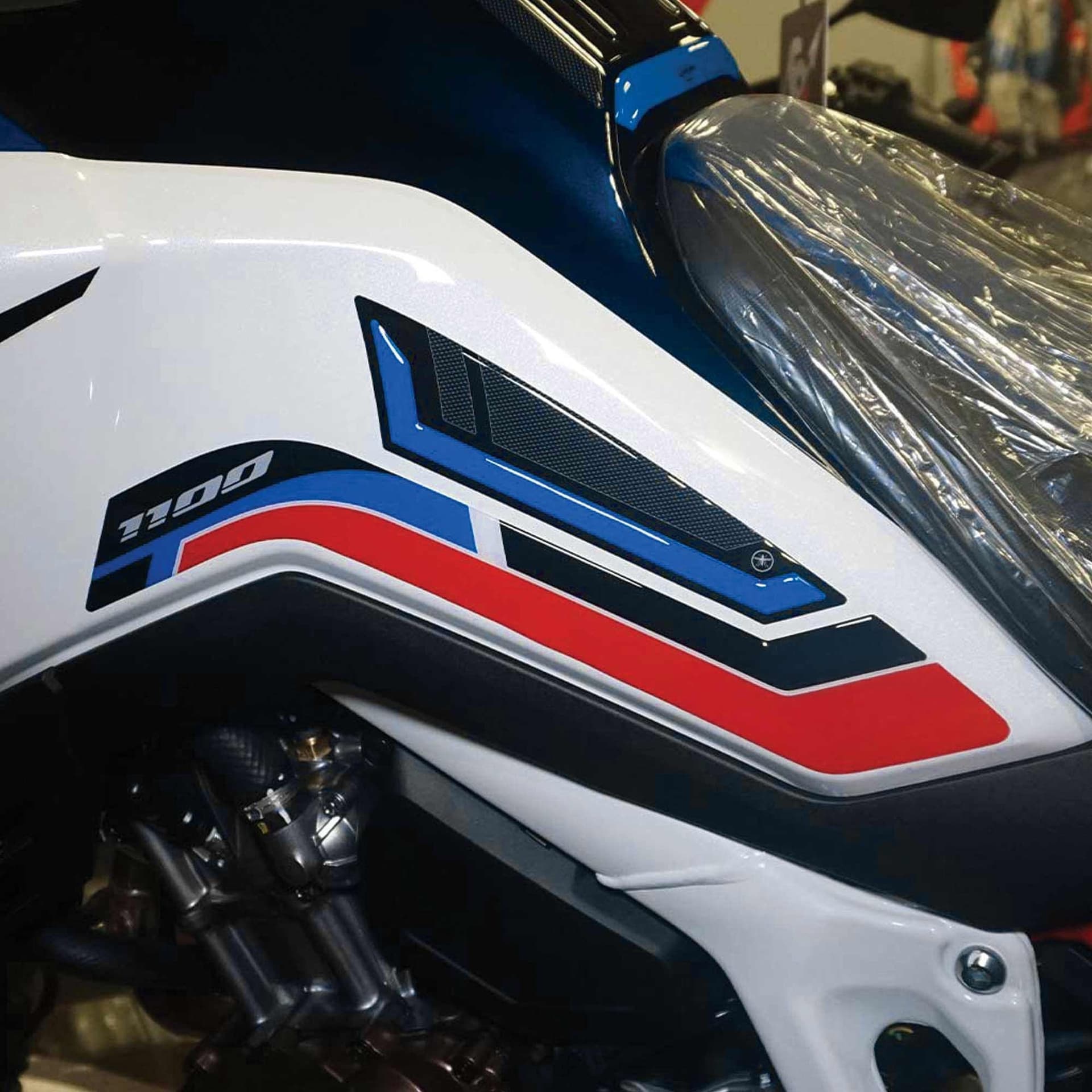 Adesivi-3D-Protezioni-serbatoio-compatibili-con-moto-Honda-Africa-Twin-1100-2022