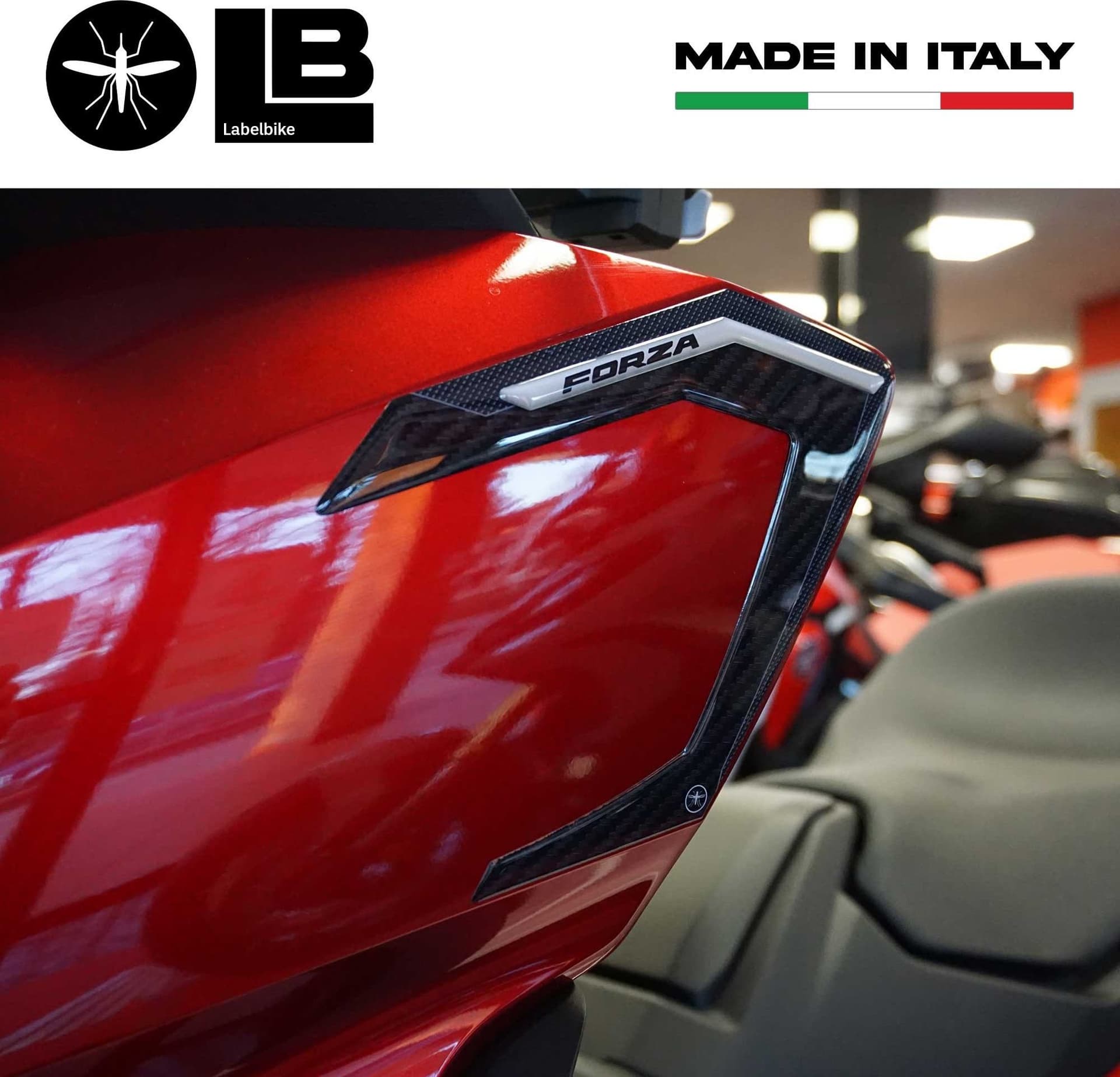 Adesivi 3D Paraspigoli carene compatibili con Honda Forza 750 2021-2024 - 5