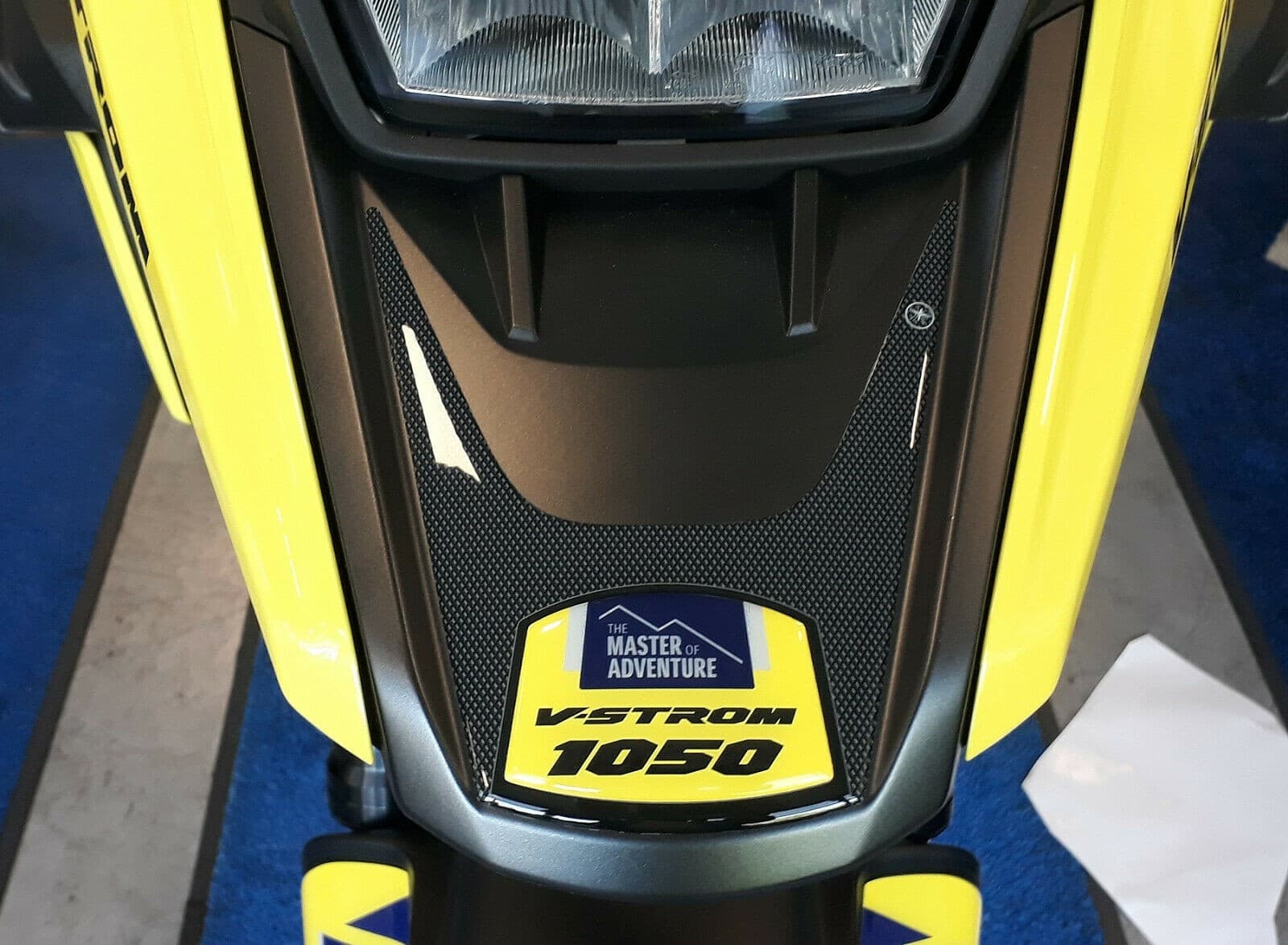 Adesivo Gel 3D Resina Puntale Becco compatibile con Suzuki V-Strom 1050 - 7