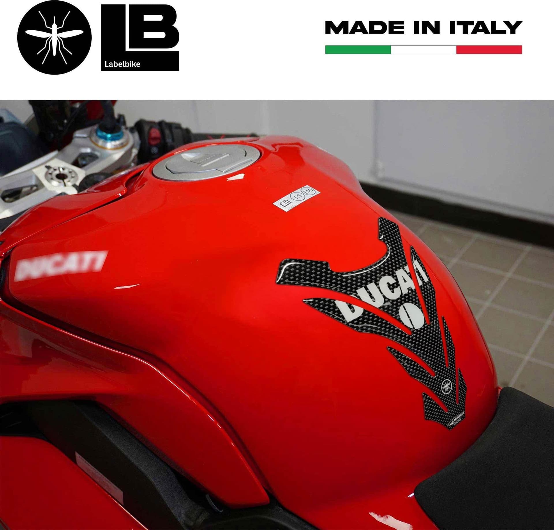 PARASERBATOIO ADESIVI in Resina 3D Protezione SERBATOIO per MOTO DUCATI CARBONIO - 3