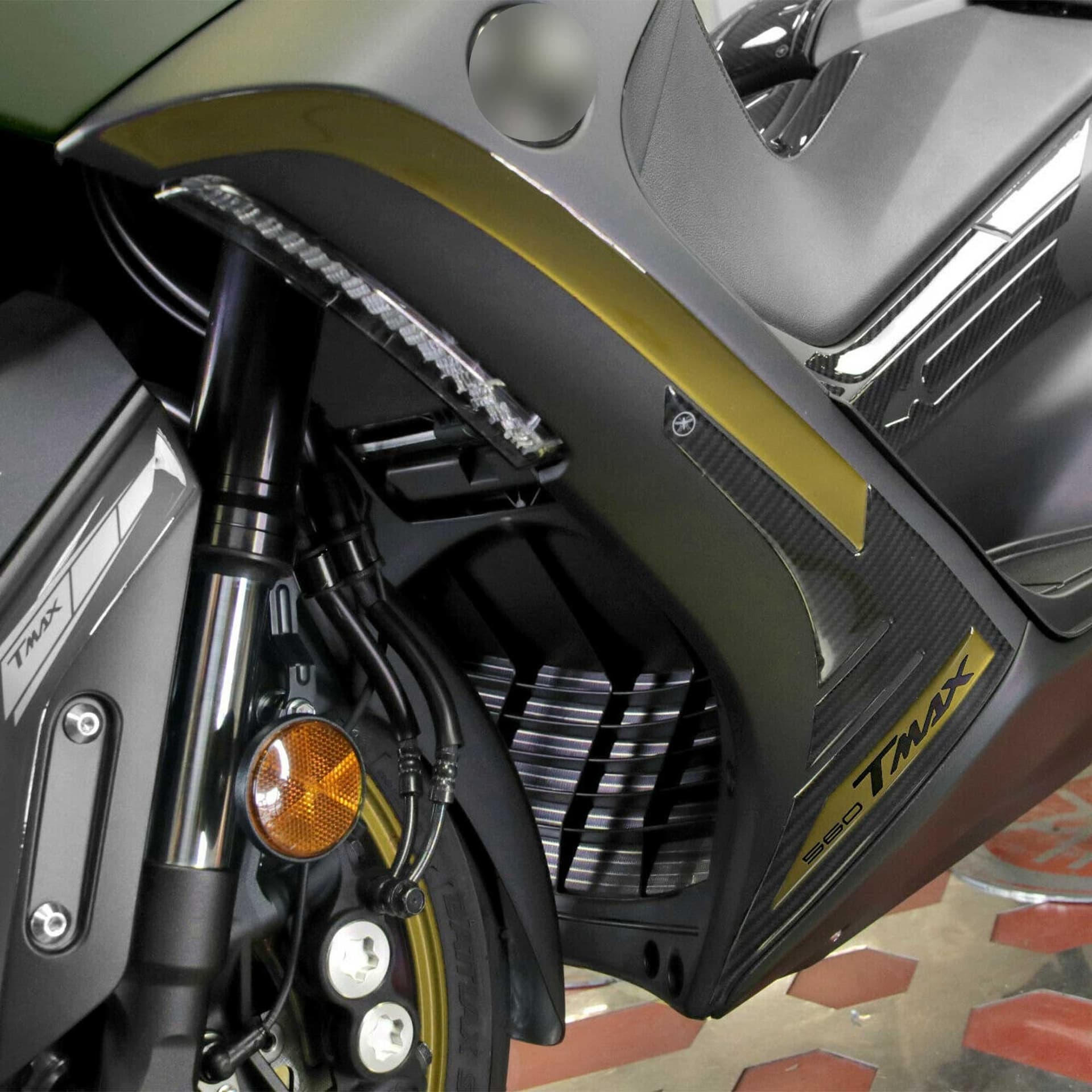 ADESIVI in gel 3D ERGAL per carena Scooter compatibili YAMAHA TMAX 560 2020-2021 - 13