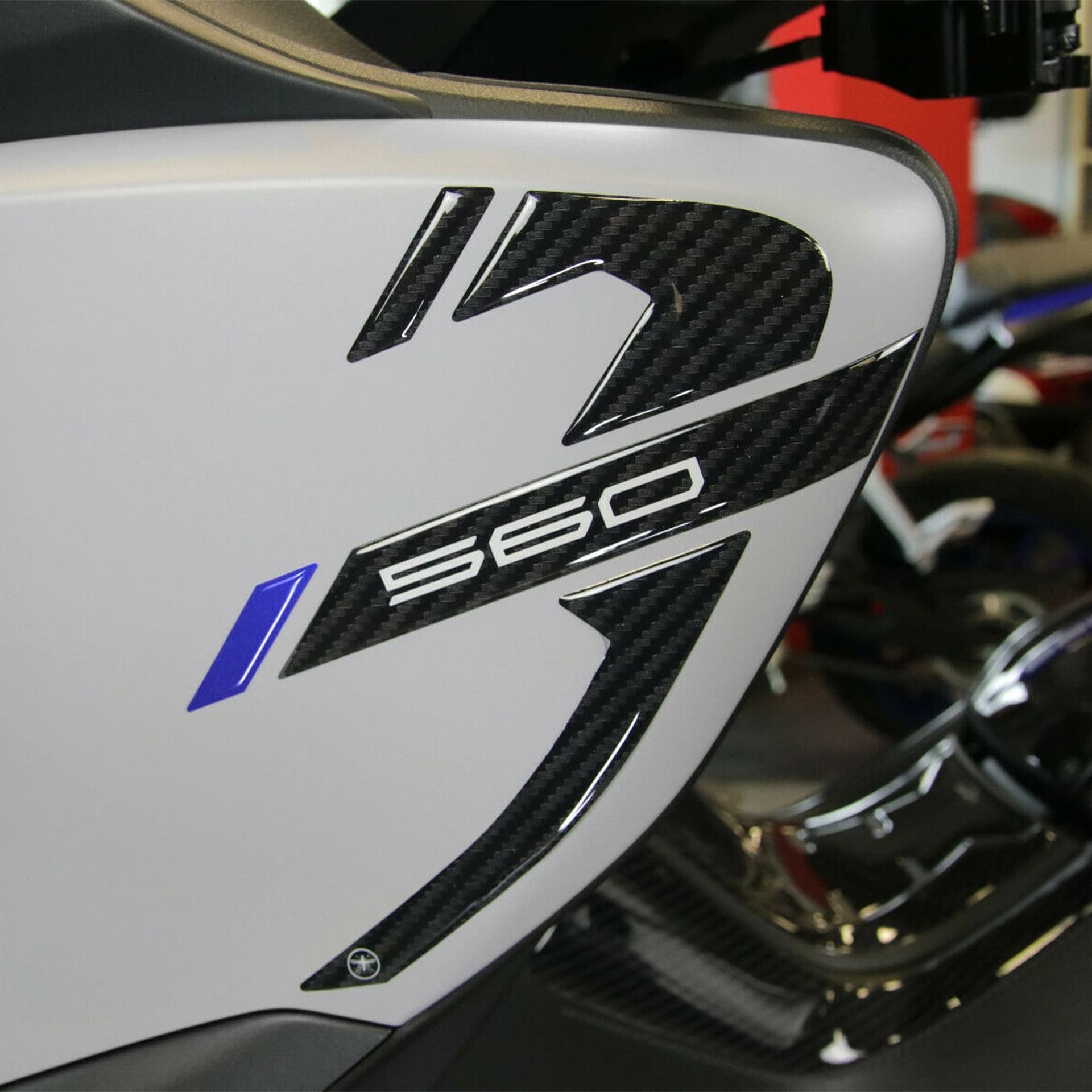 2 ADESIVI gel 3D PARASPIGOLI CARENE scooter compatibili YAMAHA TMAX 560 2020-21 - 16