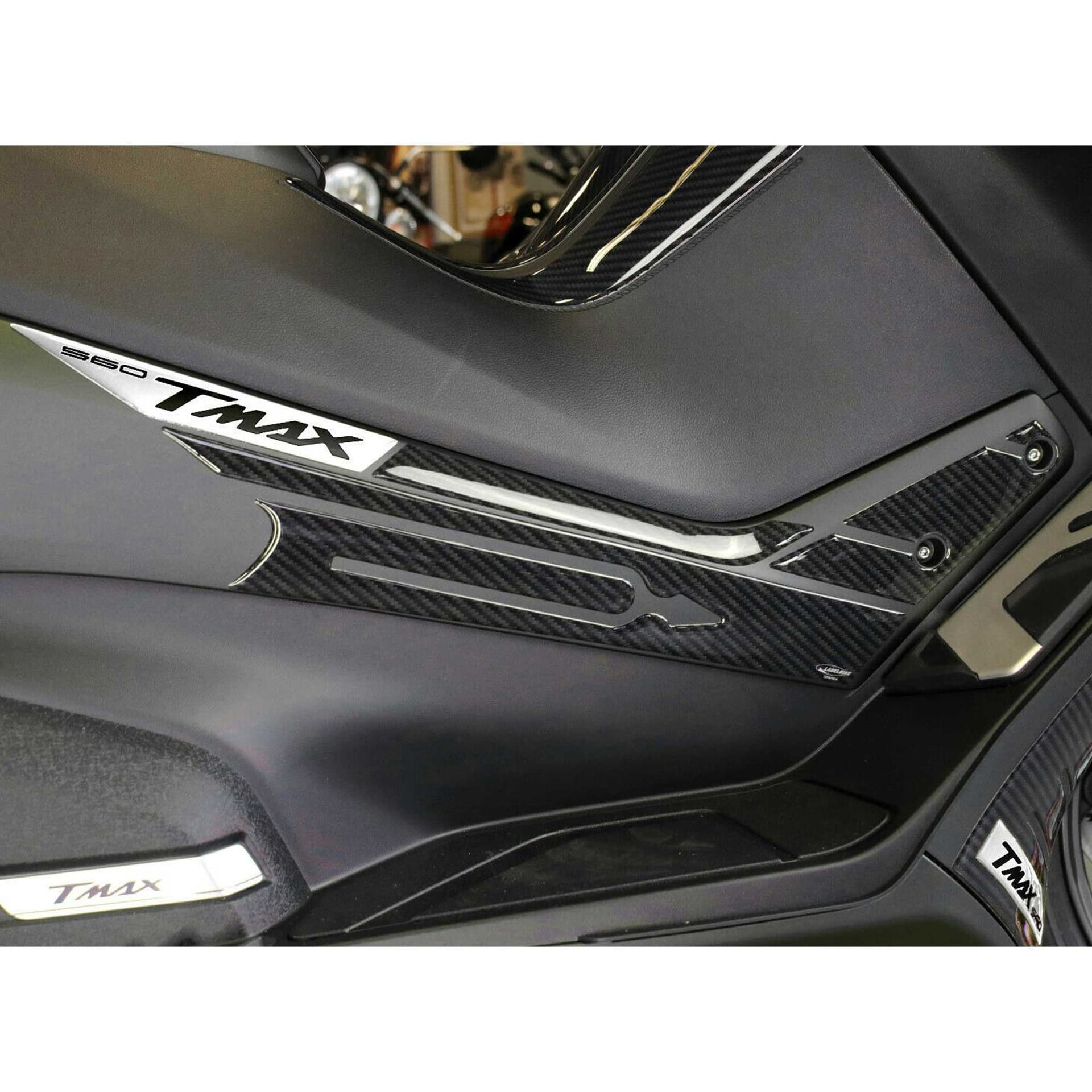 Kit ADESIVI in RESINA GEL 3D per BOOMERANG compatibili YAMAHA Tmax 560 2020-21 - 13