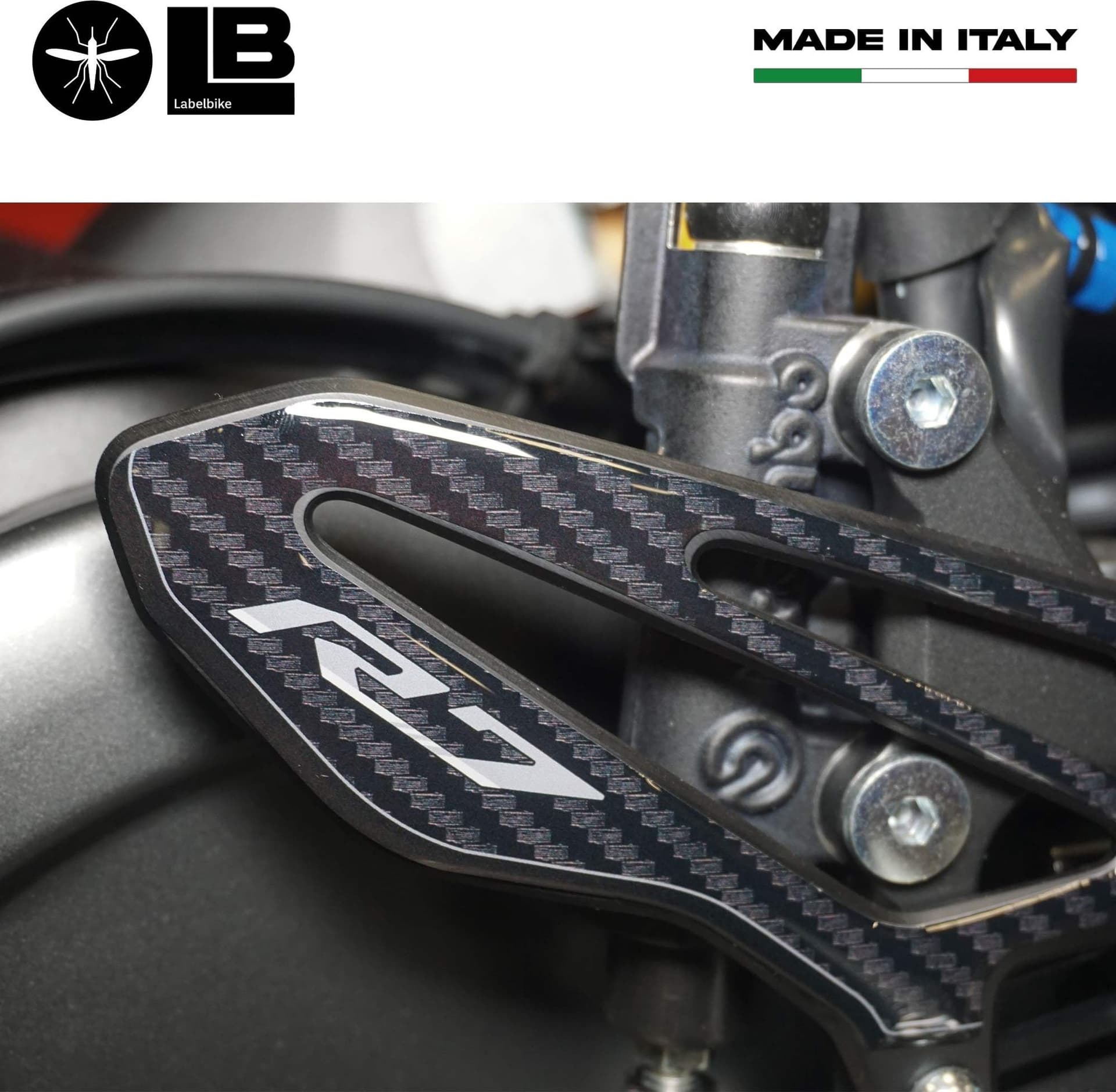Adesivi 3D battitacco compatibili con Yamaha YZF R7 2021-2025 - 5