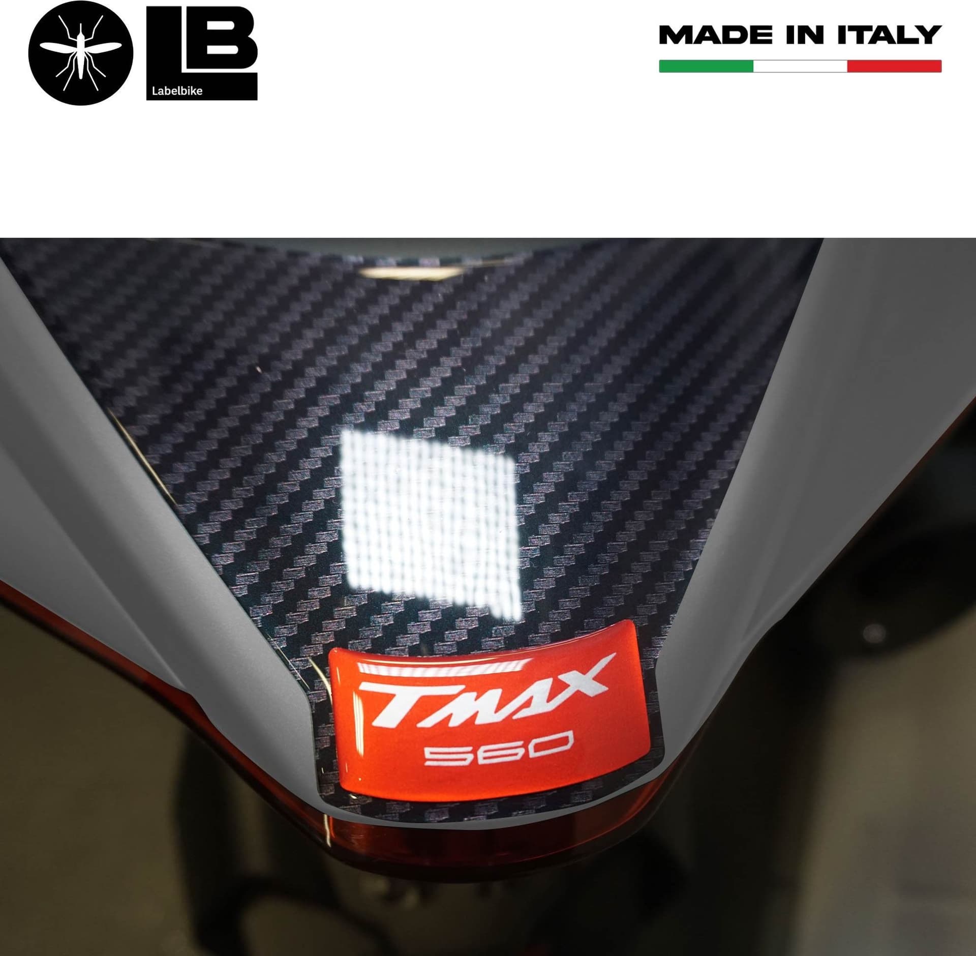 Adesivo in resina 3D protezione codino compatibile con Yamaha Tmax 2022-2025 - 18
