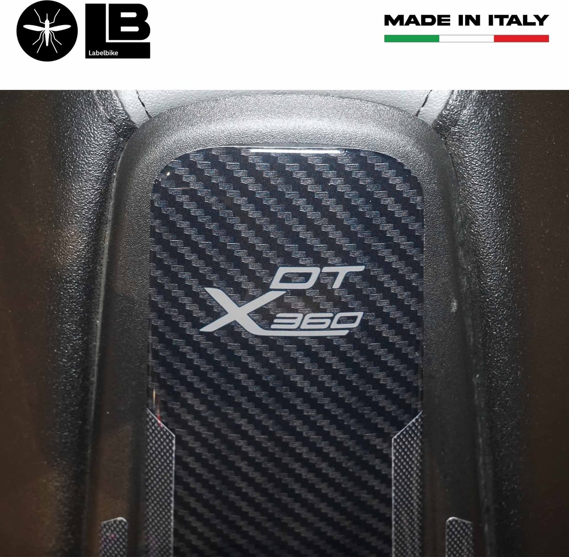 Adesivo 3D Protezione Borchia scooter compatibile con Kymco DTX 360 125 300 350 - 5