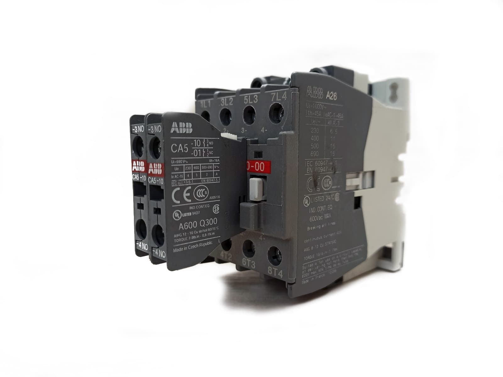 ABB A26-40-00 230-240V 50Hz / 240-260V 60Hz 4-POLE N.O. CONTACTOR + 2 CA5 - 7