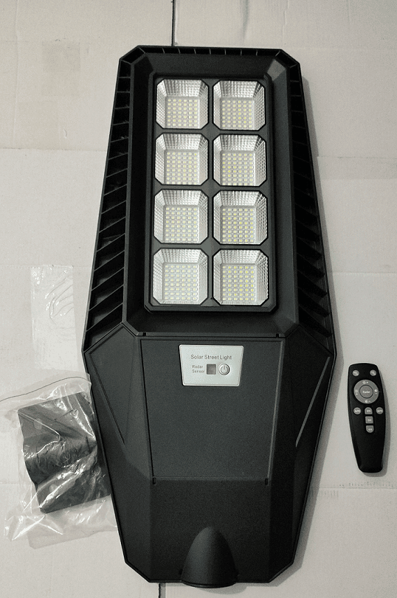 LAMPIONE 400W PANNELLO SOLARE INTEGRATO CREPUSCOLARE IP65 LUCE Fredda 130lm/w - 6