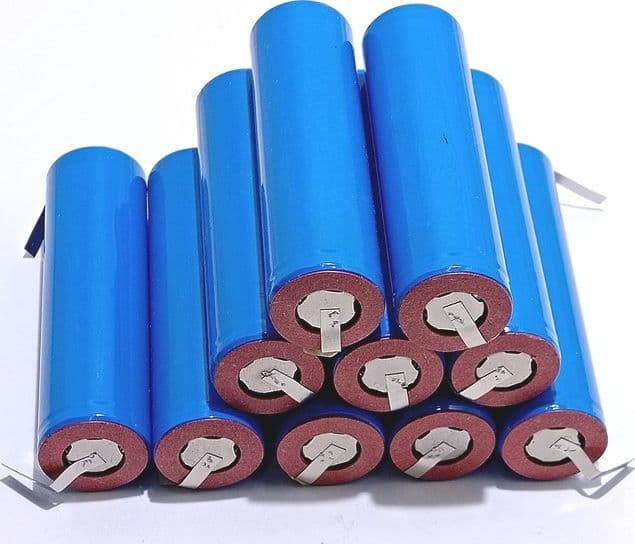 10 Batterie 18650 2000mAh 3,7V Ricaricabile Litio Paglietta Linguette Saldabile Pacco – tessuto