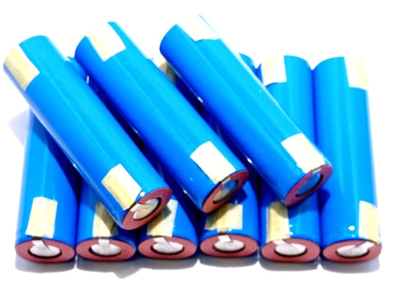 9 Pile Batterie 18650 3.7V 4800mAh Litio Ricaricabile Linguette Paglietta saldare - 3