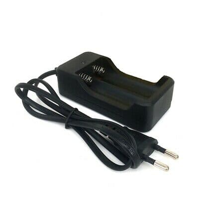 Carica Batterie Da Tavolo Doppia Batteria 3,6 - 3,7V DC 4.2V LC18560 - 2