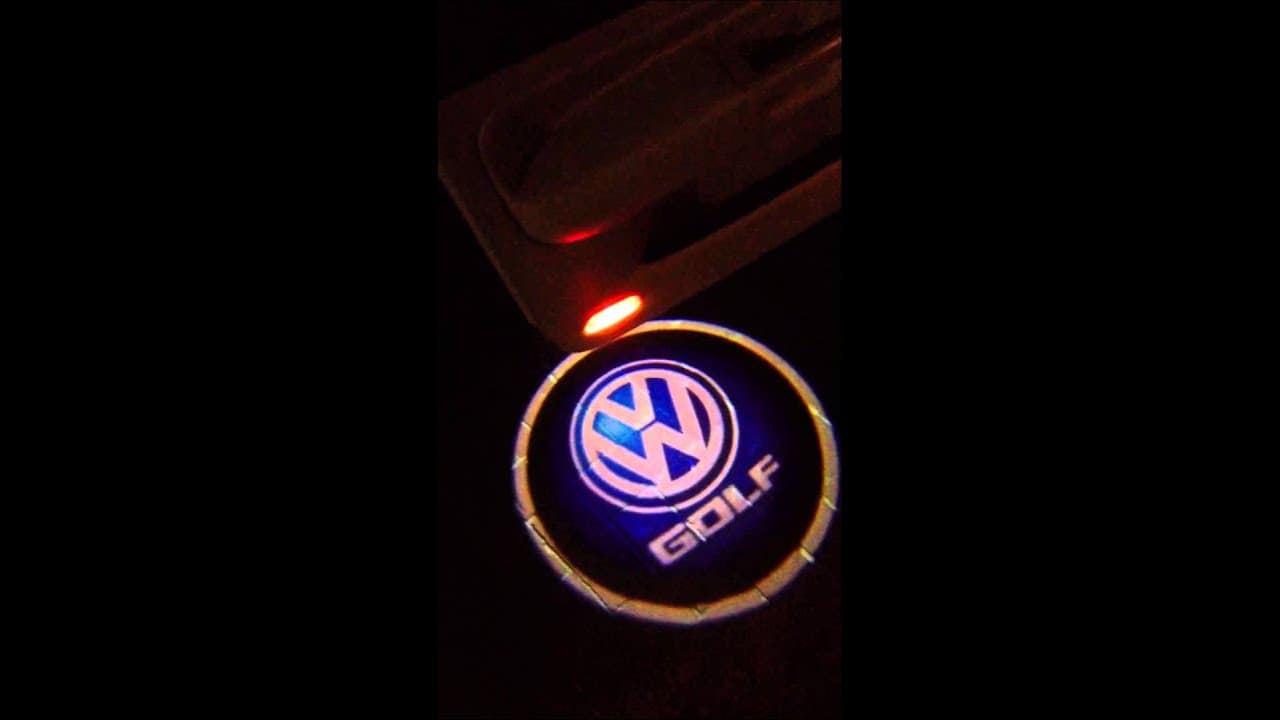 KIT LUCI CORTESIA LOGO LED PROIETTORE VOLKSWAGEN GOLF A BATTERIA CON SENSORE MAGNETE - 4