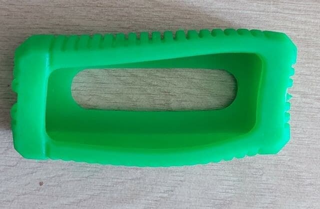 GUSCIO VERDE SALVA TELECOMANDO GUSCIO ANTIURTO IN SILICONE ALLUNGABILE 3 MISURE COLORATE - 2