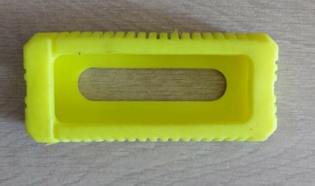 GUSCIO GIALLO SALVA TELECOMANDO GUSCIO ANTIURTO IN SILICONE ALLUNGABILE 3 MISURE COLORATE - 2