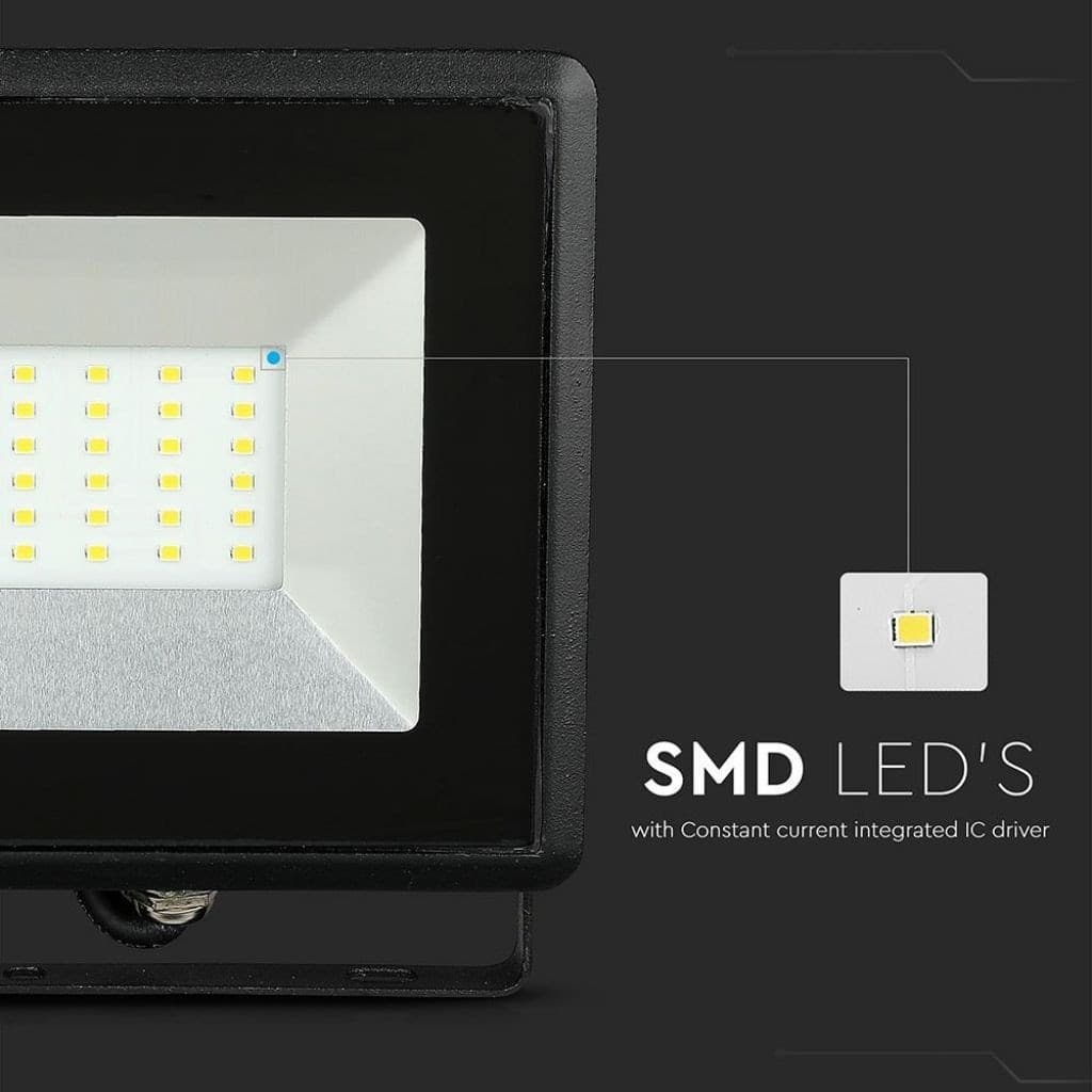 FARO PROIETTORE A LED SMD DA 50W COLORE NERO LUCE CALDA 3000K PER ESTERNO IP65 - 9