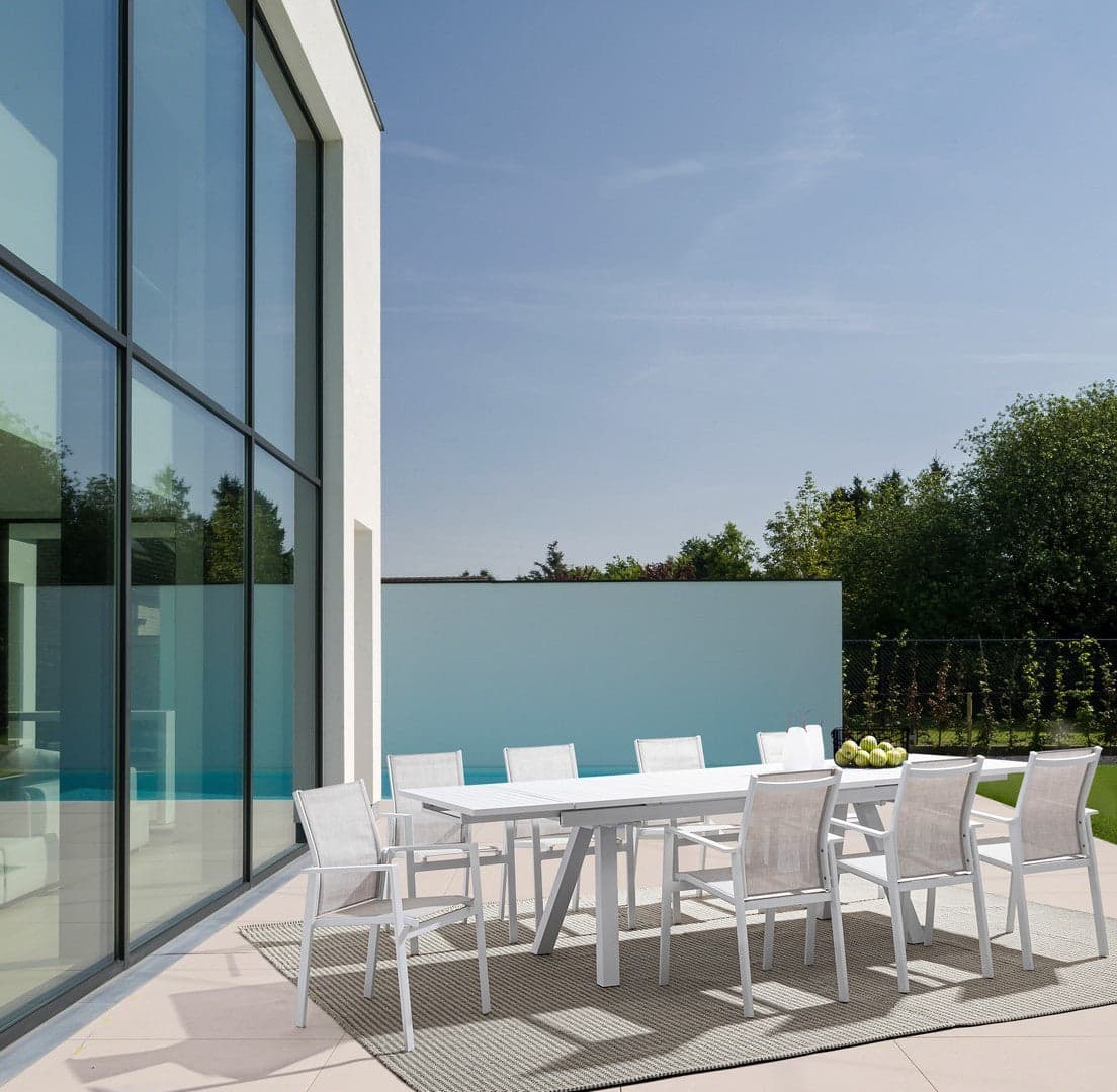 Sedia "Crozet" in alluminio verniciato a polvere con braccioli da esterno in Sedie per tavolo da giardino Decor Space - Altamura, commercioVirtuoso.it