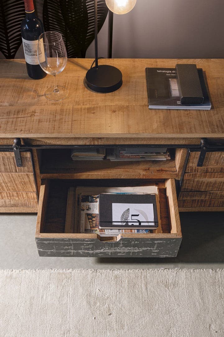 Mobile porta TV "Tudor" in legno di mango per interno 130 x 40 x h 50 cm in Pareti attrezzate Decor Space - Altamura, commercioVirtuoso.it