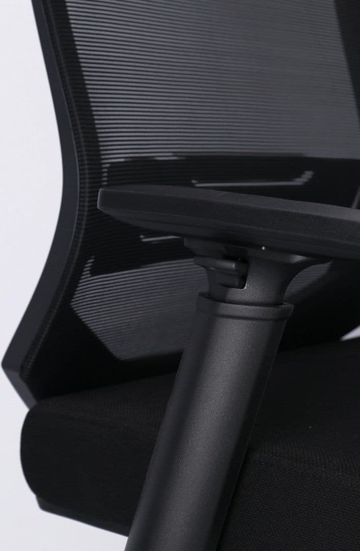 Poltrona "Marcus" da gaming ed ufficio ergonomica in poliestere con braccioli e ruote in Poltrone Decor Space - Altamura, commercioVirtuoso.it