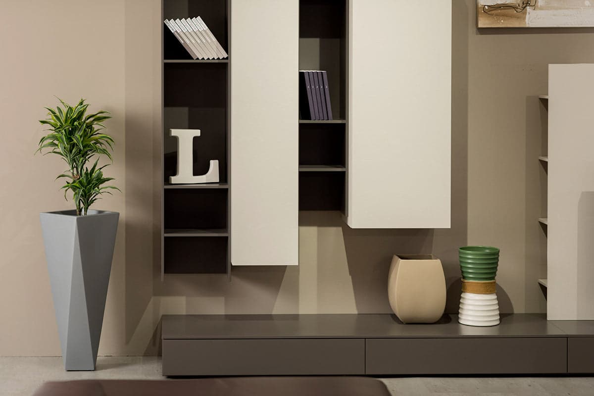 Vaso "Diamond" struttura in polietilene per esterno in Vasi tradizionali Decor Space - Altamura, commercioVirtuoso.it