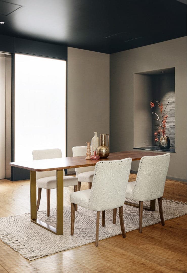 Sedia "Beatriz" con struttura in legno di quercia, per arredo interno 48 x 57 x h 88 cm in Sedie Decor Space - Altamura, commercioVirtuoso.it