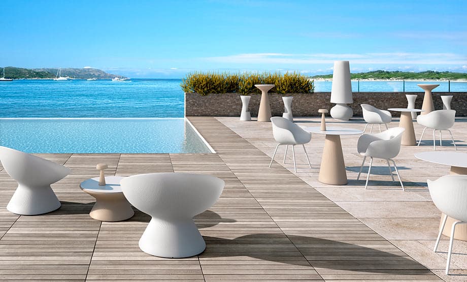 Sedia "Fade" struttura in polietilene e gambe in metallo per esterno in Sedie per tavolo da giardino Decor Space - Altamura, commercioVirtuoso.it