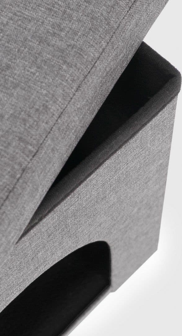 Poltrona Pouf "Leopold" per interno, con rivestimento in poliestere da 38x38x38cm in Ottomane e poggiapiedi Decor Space - Altamura, commercioVirtuoso.it