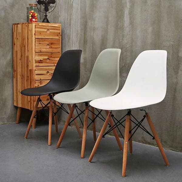 Sedia in Polipropilene Scandinavia con gambe in legno da interno in Sedie Decor Space - Altamura, commercioVirtuoso.it