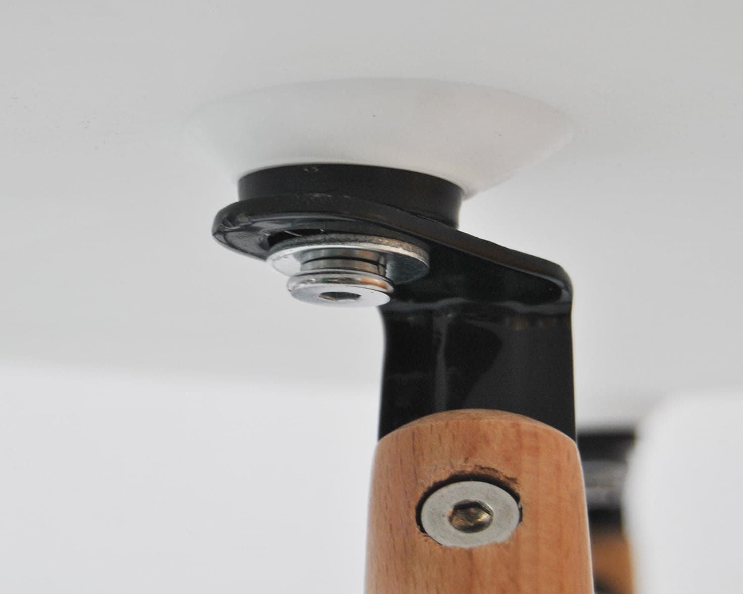 Sedia in Polipropilene Scandinavia con gambe in legno da interno in Sedie Decor Space - Altamura, commercioVirtuoso.it