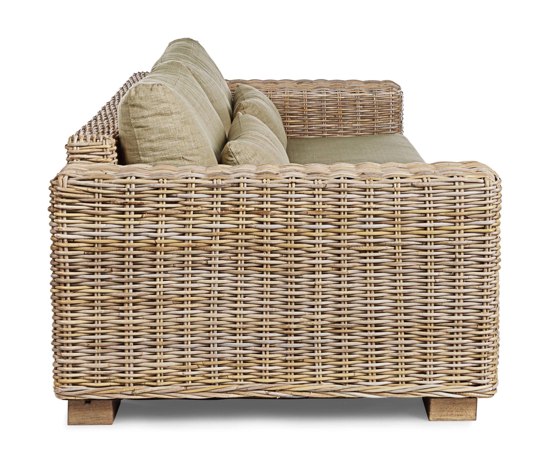 Divano in legno con cuscino "Leandro" in Set di mobili Decor Space - Altamura, commercioVirtuoso.it