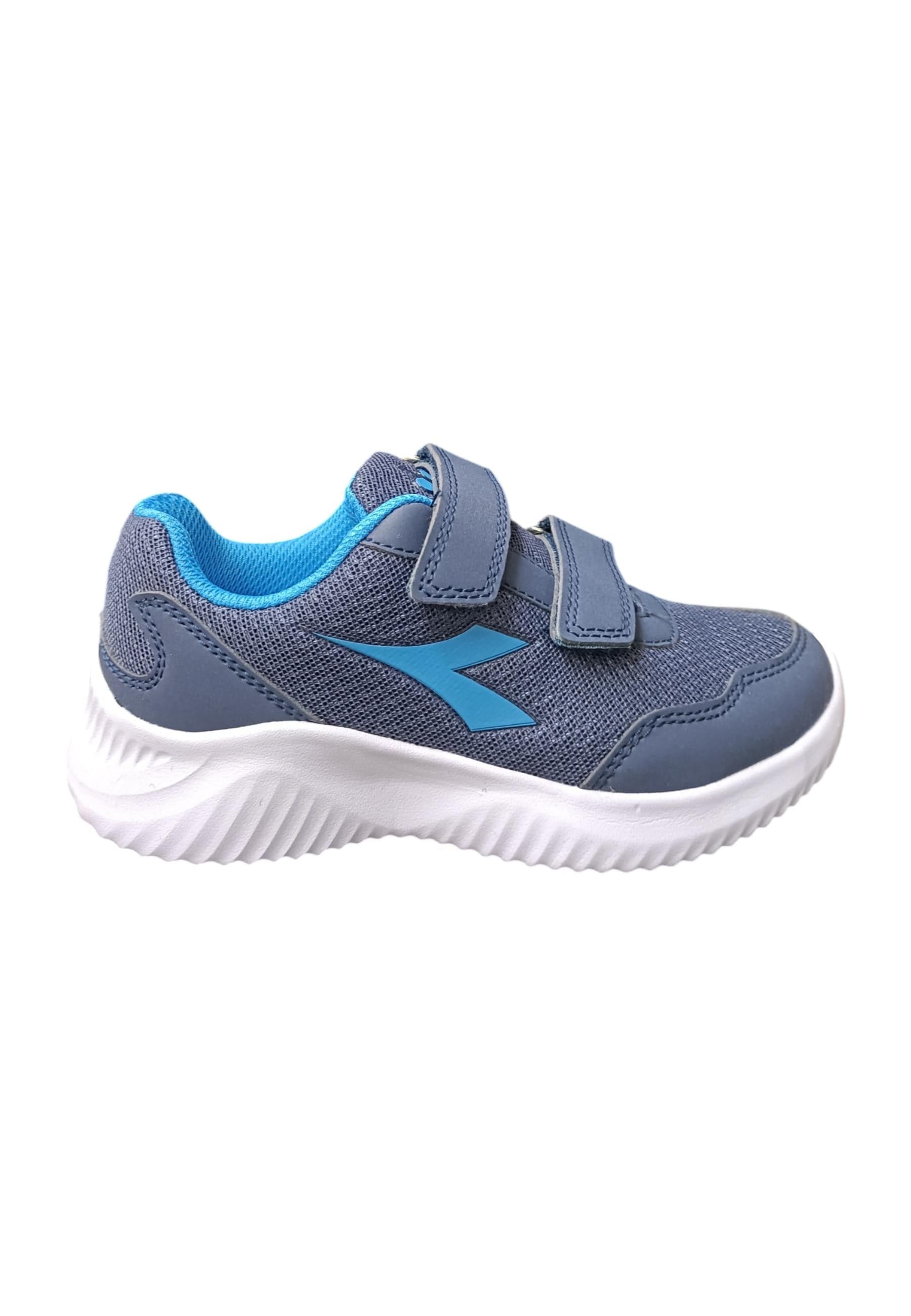 Scarpe snekears Bambini e ragazzi Diadora ROBIN  fuxja-bianco velcro in Ballerine Scarpetteria Gica - Trani, commercioVirtuoso.it