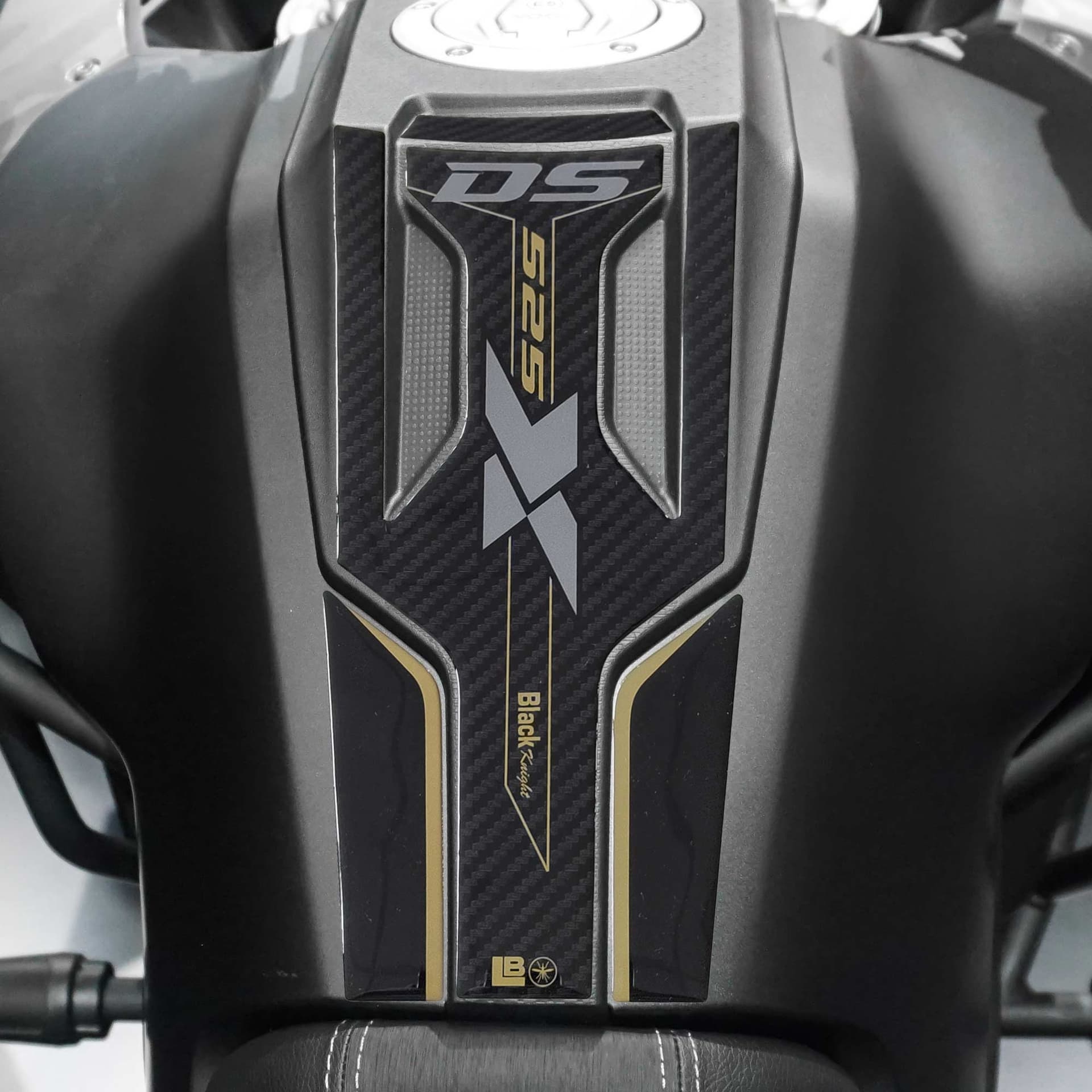Adesivo 3D serbatoio moto paraserbatoio compatibile con Voge Valico 525DSX 2024 - 16