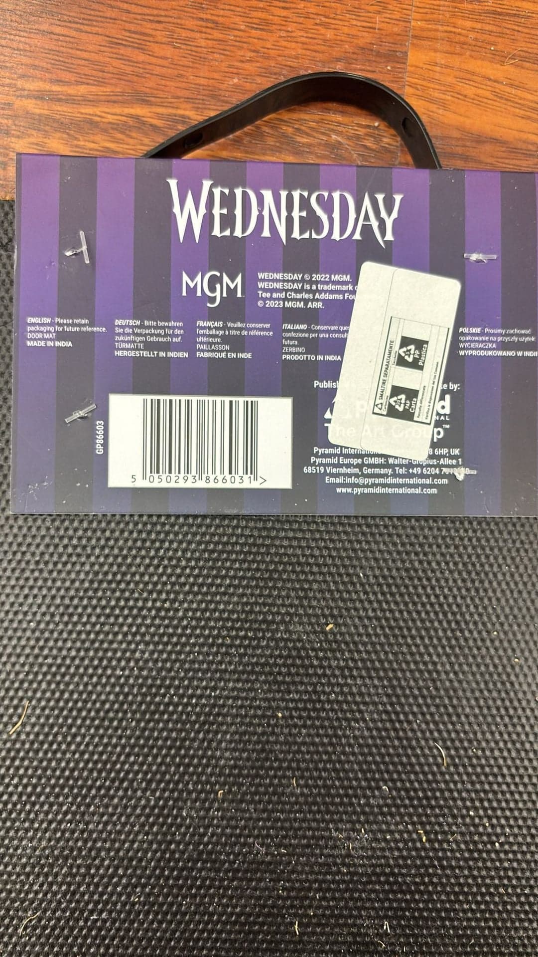 Zerbino Wednesday No Hug Zone Cm 60X40 - Gp86603 - 3