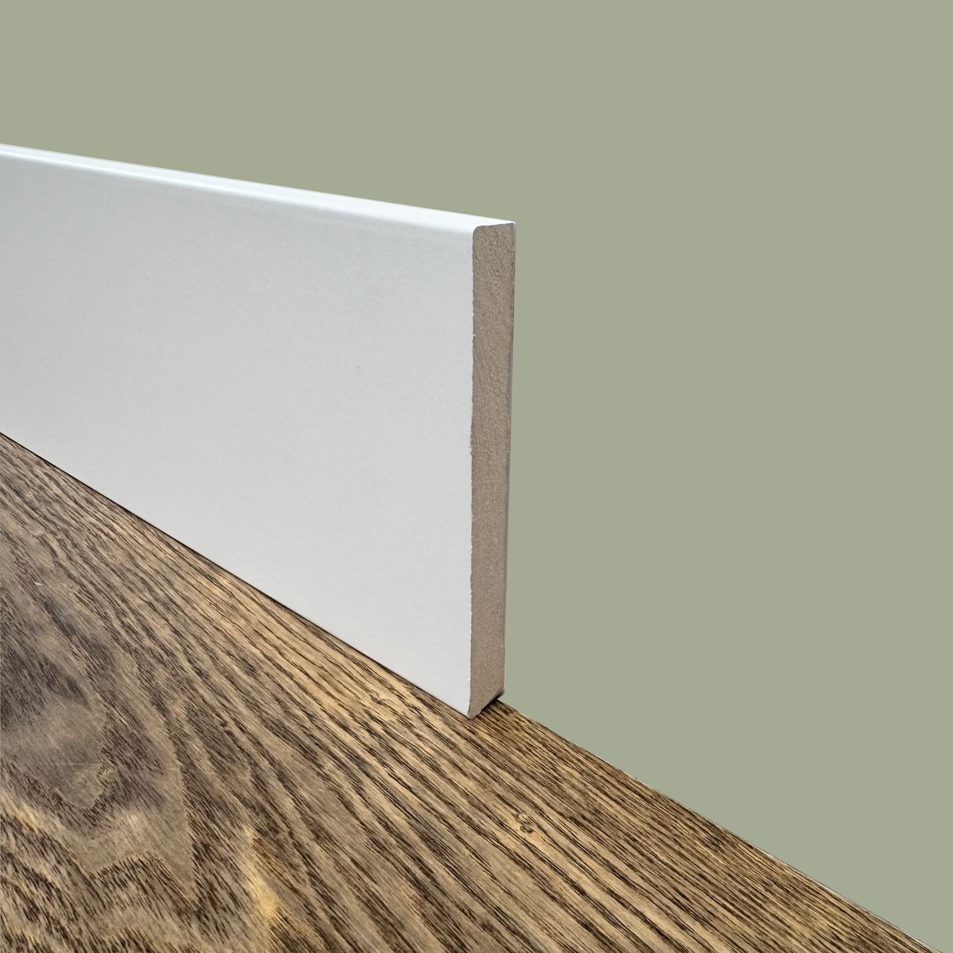 100ml di BATTISCOPA ZOCCOLINO SQUADRATO in FIBRA DI LEGNO COMPATTA 120X12 BIANCO - Eternal Parquet