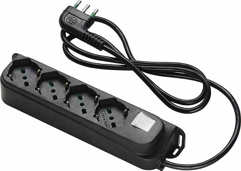 Multipresa 4 Posti Schuko con Interruttore e Cavo 1,5m Nero - 6