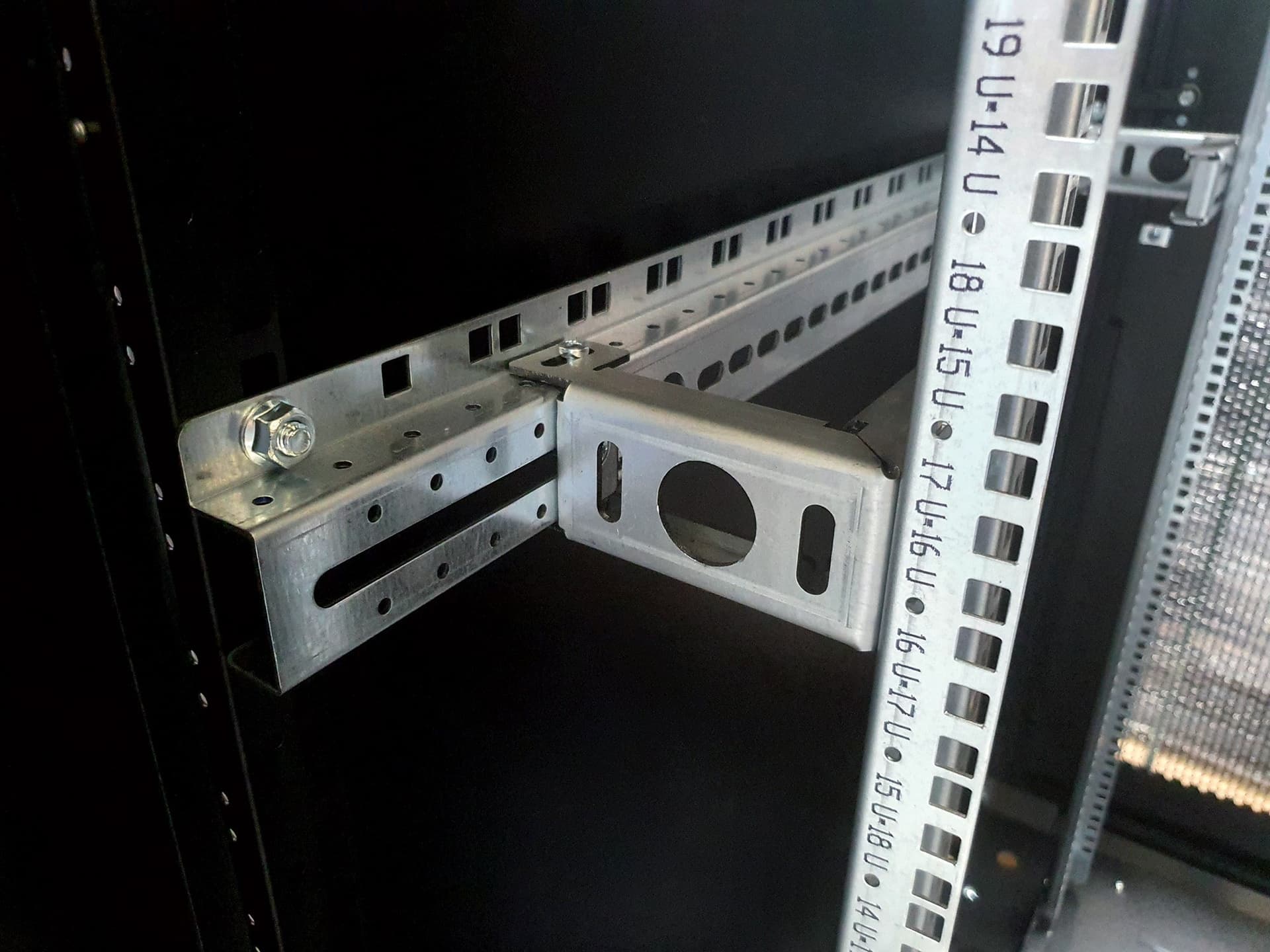 Armadio Rack 19'' 600x800 12 Unit&agrave Nero da sotto-scrivania serie Evolution - 9