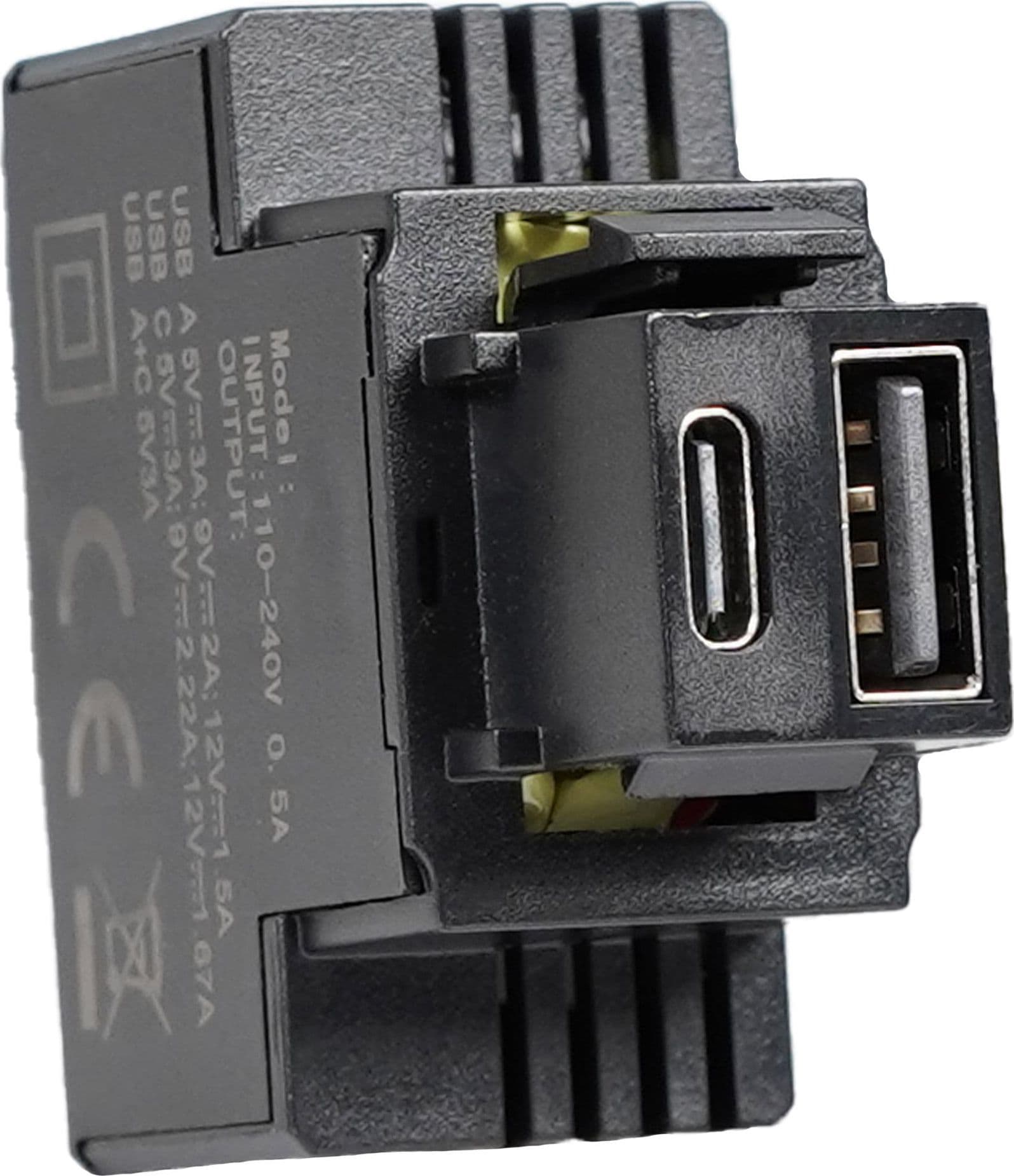 Alimentatore Compatto da Incasso Keystone USB-A e USB-C&trade 20W 5-12V Nero - 3
