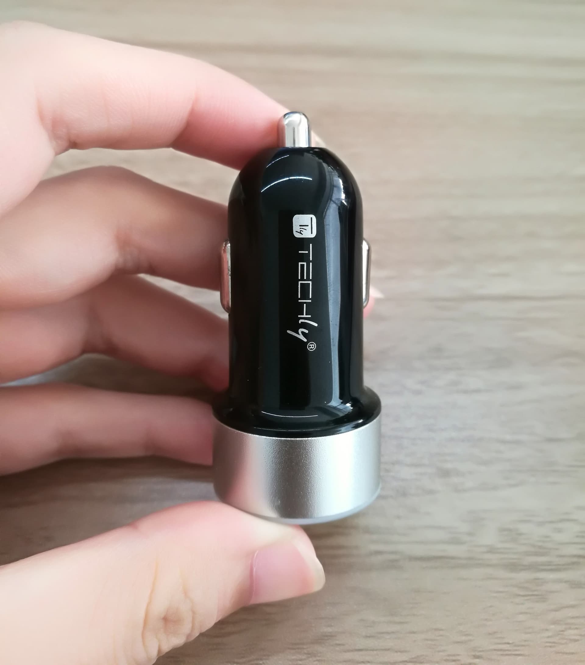 Caricatore da Auto Universale 2 Porte USB con Uscita 4,8A Nero - 7