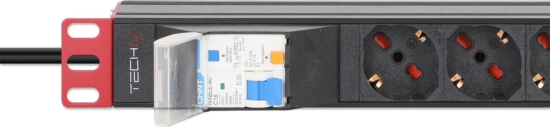 Multipresa 7 Posti da Rack 19'' con Protezione da Dispersioni Spina Italiana 1U - 17