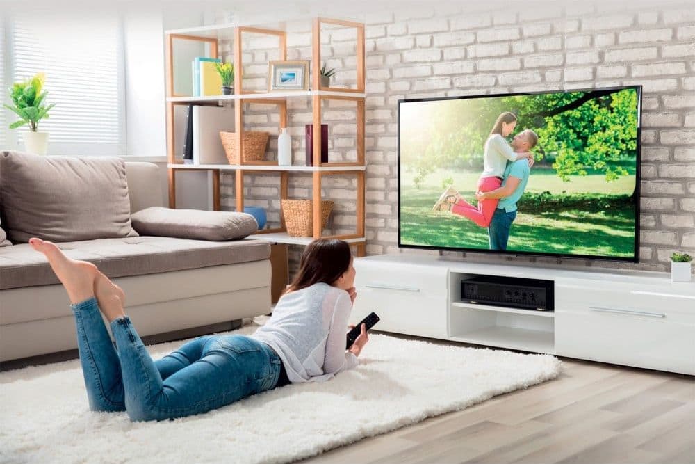 Supporto a Muro per TV LED LCD 19-37'' Inclinabile 3 Snodi Bicolor Bianco Nero - 10