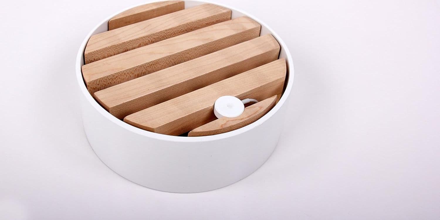 Trellis Charging Dock/4 prese USB Hub/bianco e legno naturale - 6