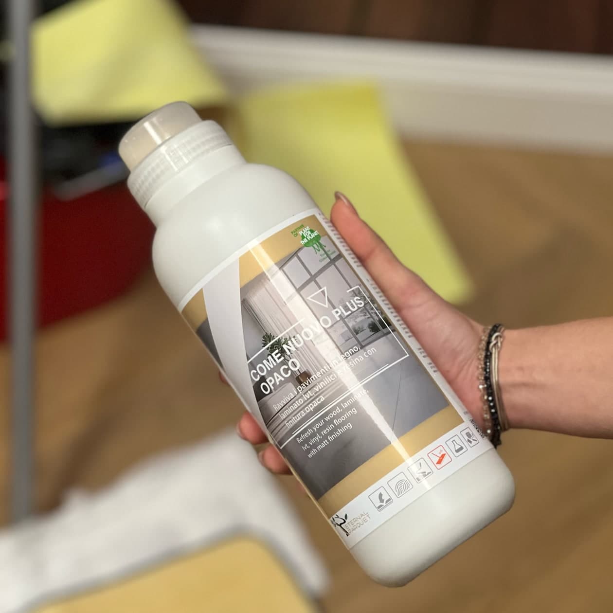 il #n1 - COME NUOVO lucido o opaco - rigenerante NATURALE per PARQUET, spc, laminati, resine e gress "ELIMINA GRAFFI e crea un film protettivo" Di Eternal Parquet in Detergenti per pavimento Eternal Parquet - Ariano Irpino, commercioVirtuoso.it