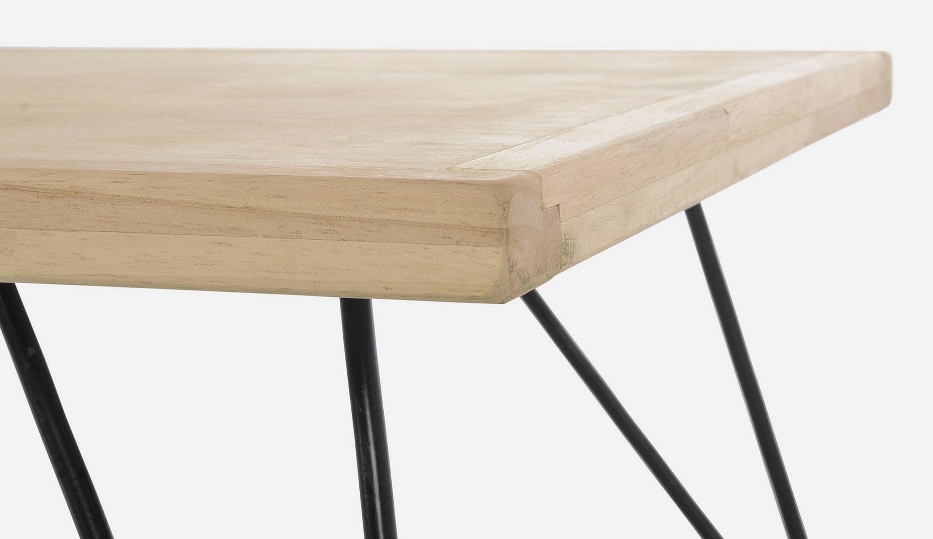 Tavolino "District" gambe in acciaio e piano in rubber wood per arredamento in Console e tavoli da divano Decor Space - Altamura, commercioVirtuoso.it