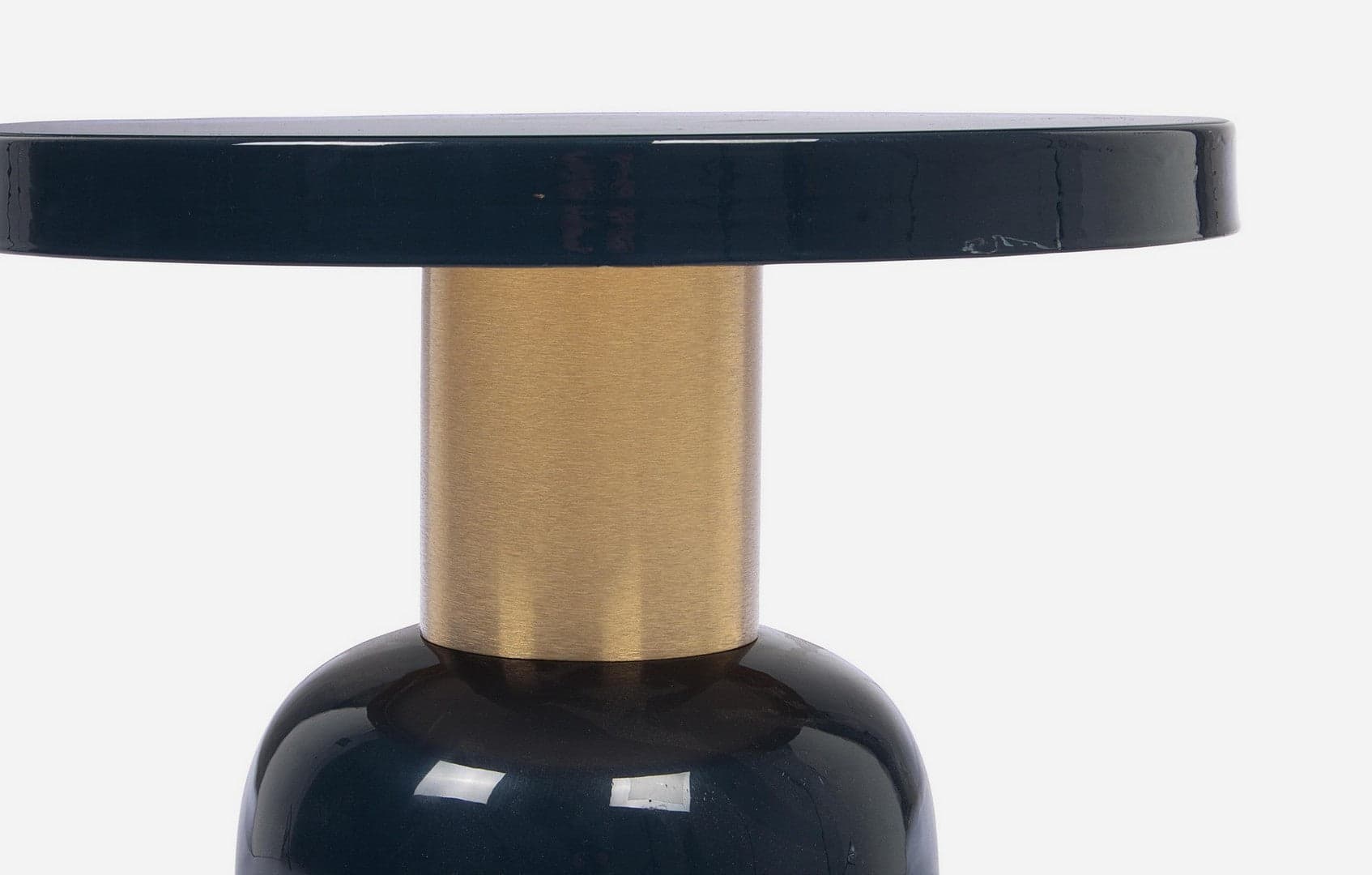 Tavolino "Nalima" struttura in acciaio con finitura a smalto per interni in Console e tavoli da divano Decor Space - Altamura, commercioVirtuoso.it