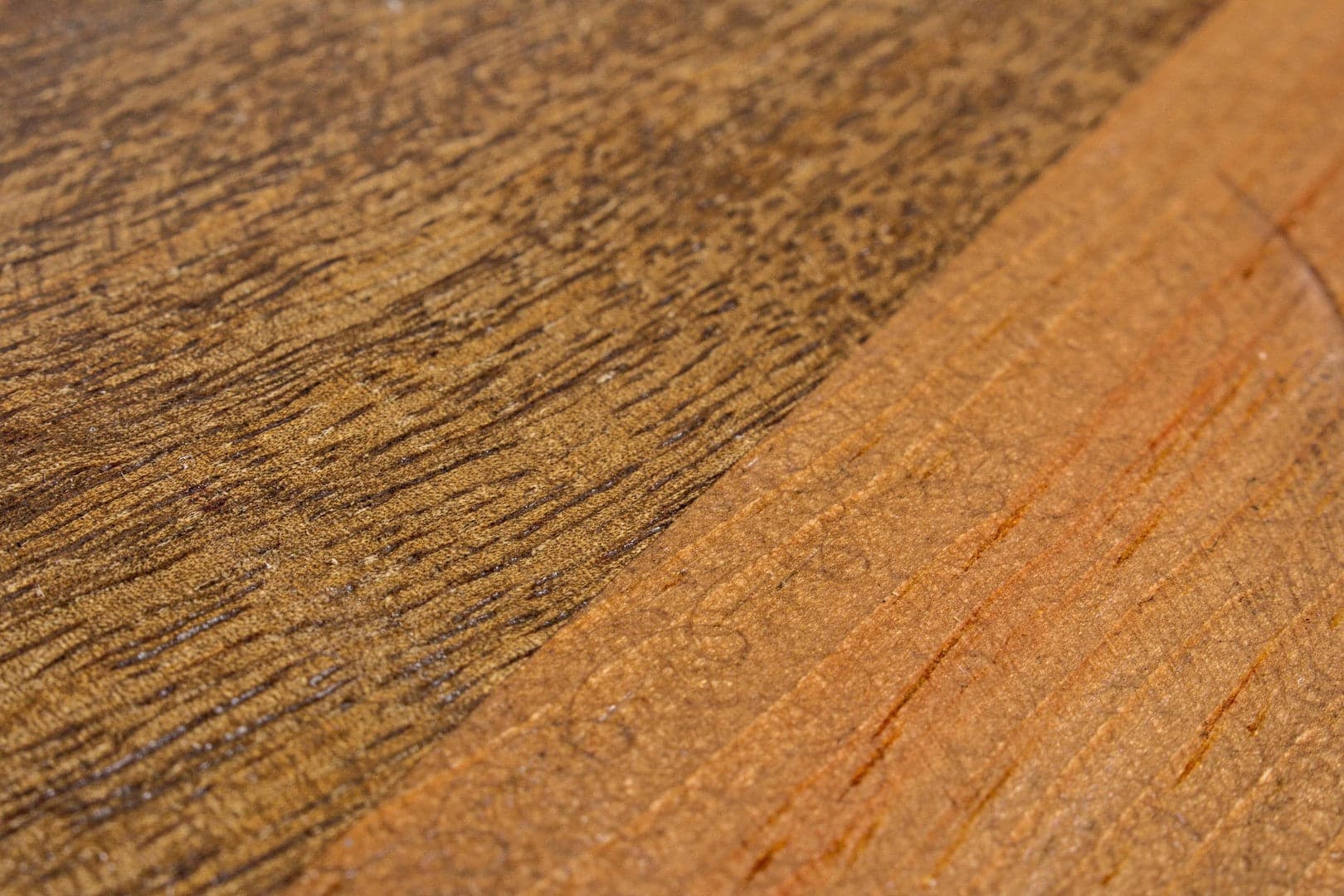 Tavolino "Lancaster" struttura in acciaio con piano in legno per interni in Console e tavoli da divano Decor Space - Altamura, commercioVirtuoso.it
