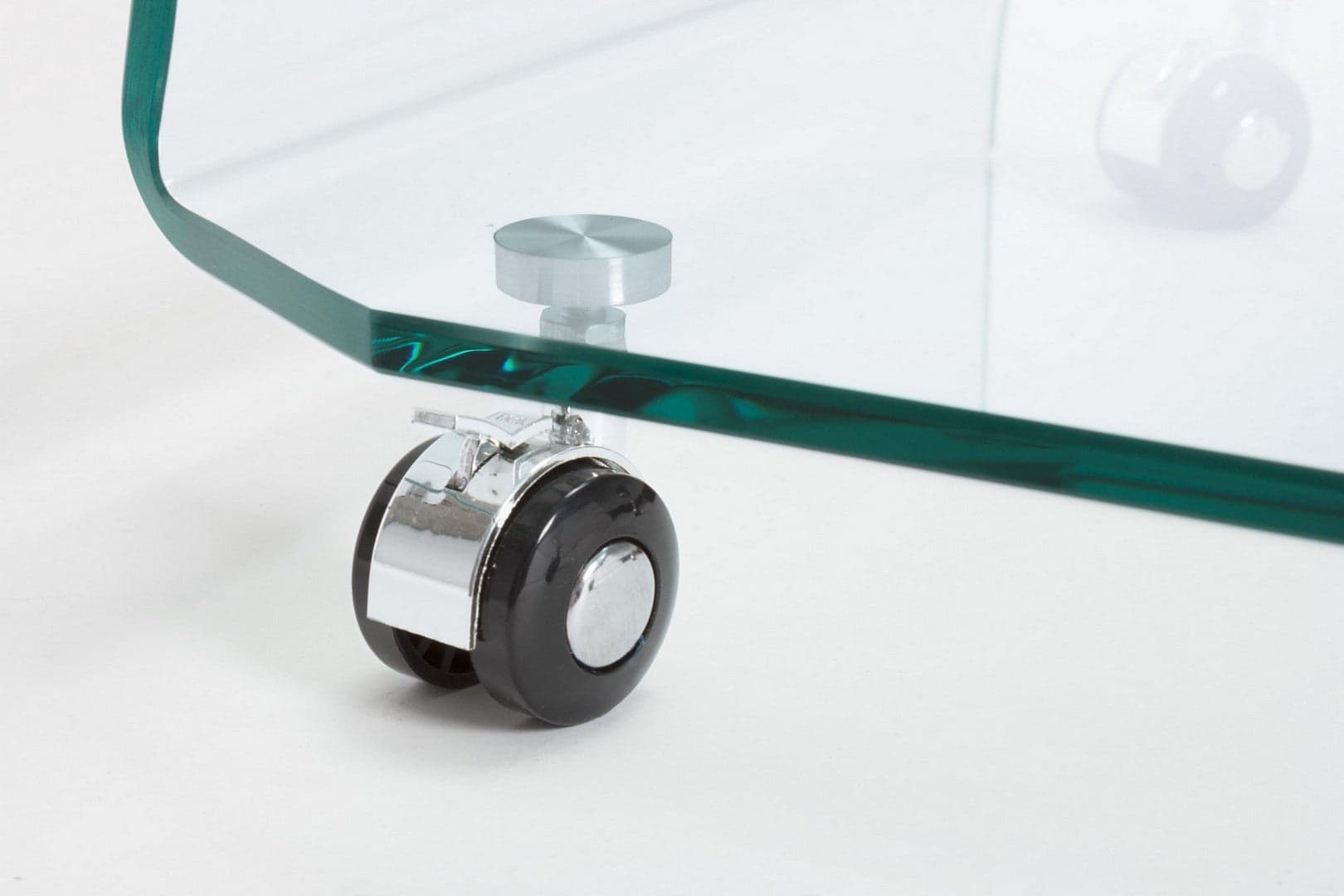 Tavolino "Iride" struttura in vetro con ruote per interni in Console e tavoli da divano Decor Space - Altamura, commercioVirtuoso.it