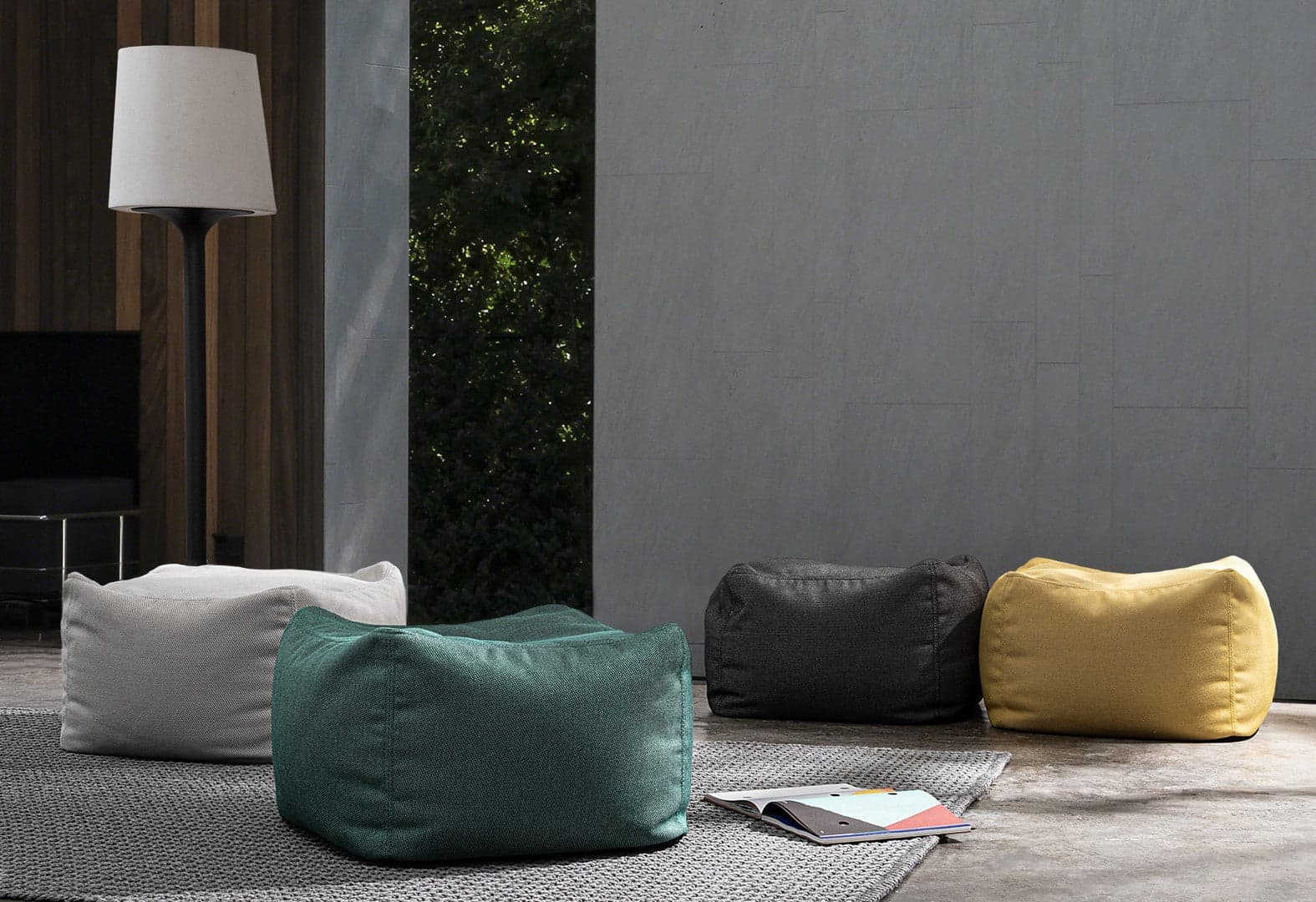 Pouf per esterno "Sparrow", rivestimento idrorepellente e sfoderabile, da 50 x 50 cm in Ottomane e poggiapiedi Decor Space - Altamura, commercioVirtuoso.it