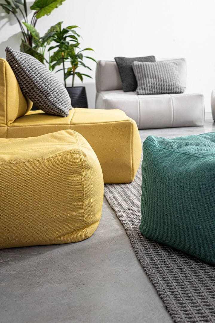 Pouf per esterno "Sparrow", rivestimento idrorepellente e sfoderabile, da 50 x 50 cm in Ottomane e poggiapiedi Decor Space - Altamura, commercioVirtuoso.it