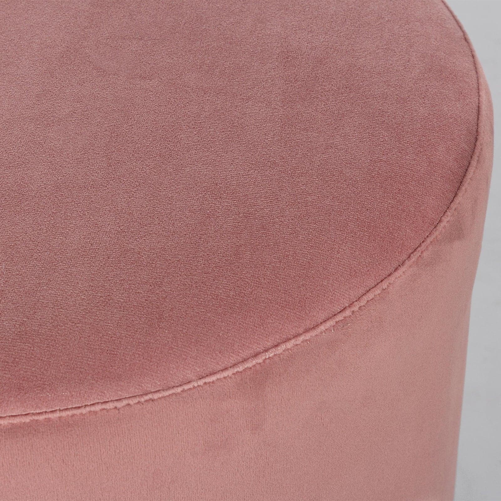 Pouf "Lucilla" in velluto anticato h 40 cm arredamento per salotto moderno in Ottomane e poggiapiedi Decor Space - Altamura, commercioVirtuoso.it