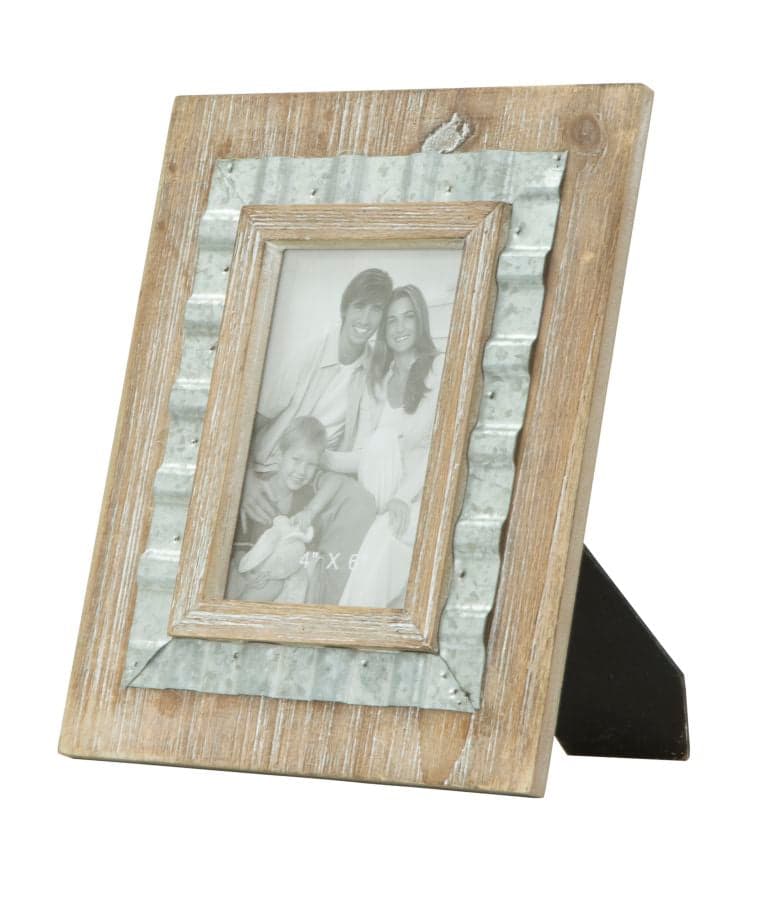 Cornice decorativa in legno MDF e ferro per foto ricordo in Cornici da parete e da tavolo Decor Space - Altamura, commercioVirtuoso.it