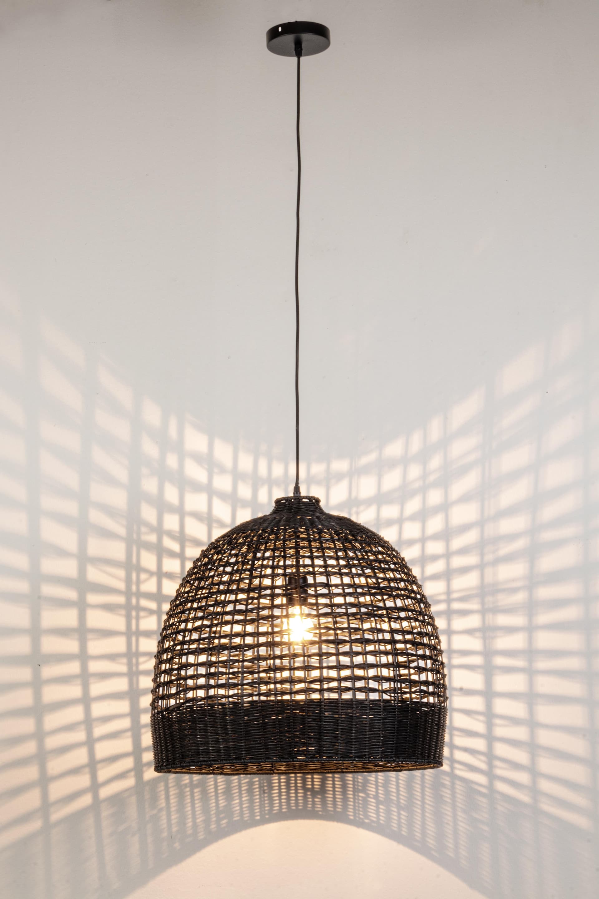 Lampadario "Siwa" in acciaio e rattan d 53 cm in Lampade a sospensione Decor Space - Altamura, commercioVirtuoso.it